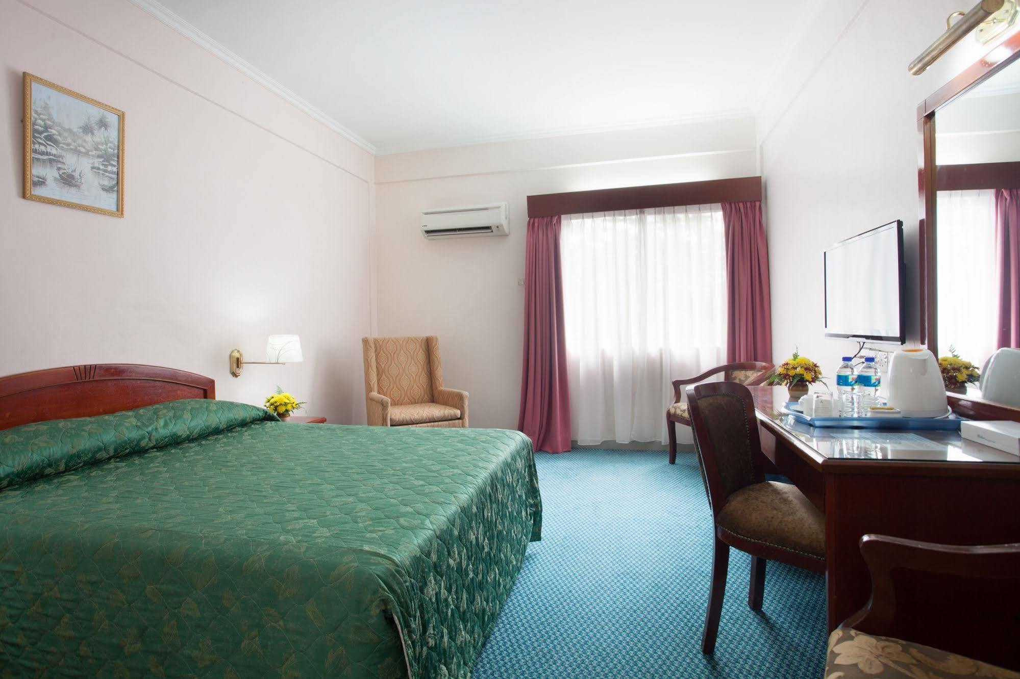 Hotel Seri Malaysia Johor Bahru Kültér fotó